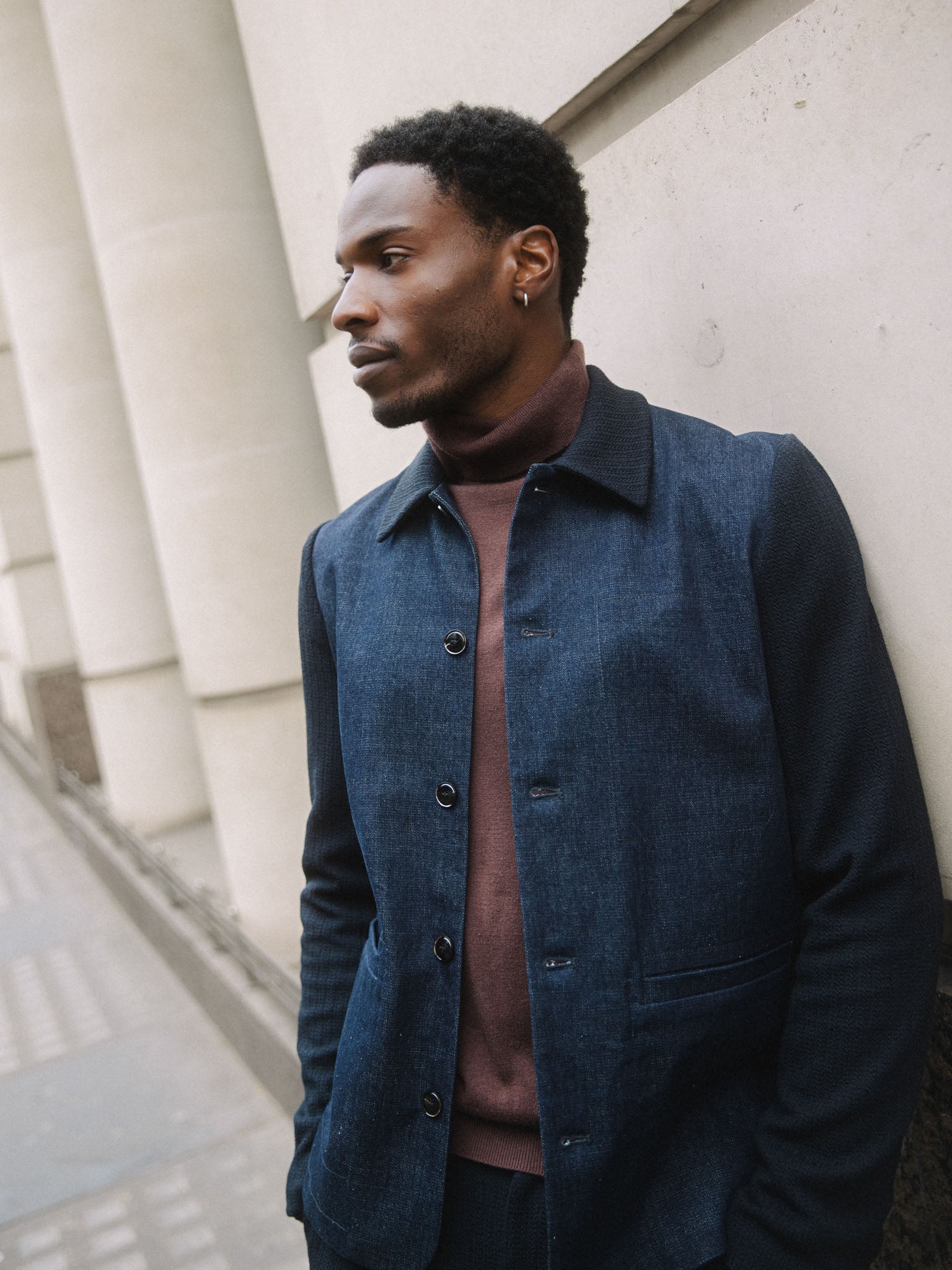 Modelshot / Navy / Detail